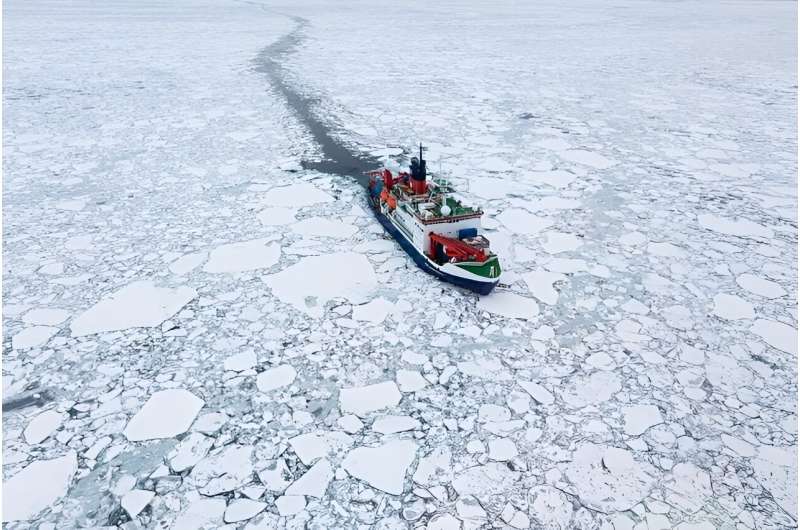 Researchers improve models to predict changes in sea ice